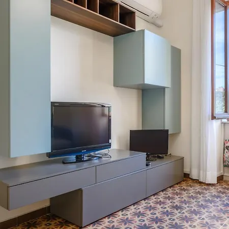 Апартаменты Cadimare Lovely *