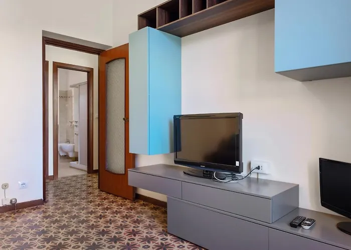 Guesthost - Cadimare Lovely Apartment